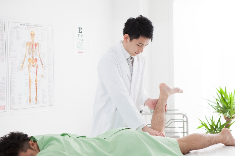 整骨院施術中のイメージ